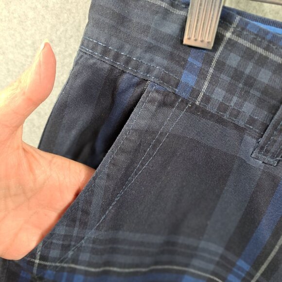 OP Ocean Pacific Mens 34-36 Black Blue Plaid 100% Cotton Casual Shorts Zip Flat - Picture 6 of 10